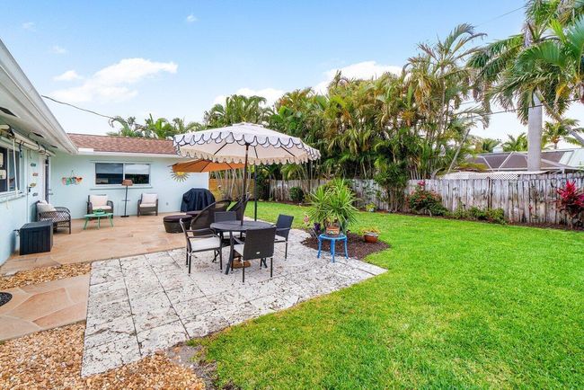 353 Mars Ave, House other with 2 bedrooms, 2 bathrooms and null parking in Tequesta FL | Image 23