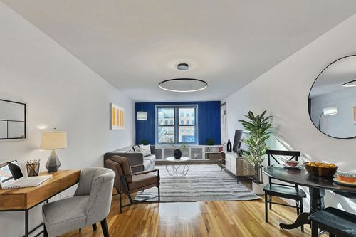 5fn-25 W 13th St, New York, NY, 10011-7925 | Card Image