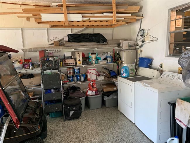 Laundry in Garage | Image 18