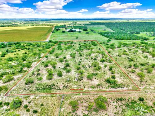 LOT 3 Cr 424, Hondo, TX, 78861 | Card Image