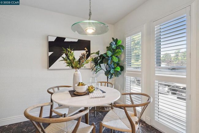 APT-109 - 155 Sharene Ln, Condo with 1 bedrooms, 1 bathrooms and 1 parking in Walnut Creek CA | Image 11