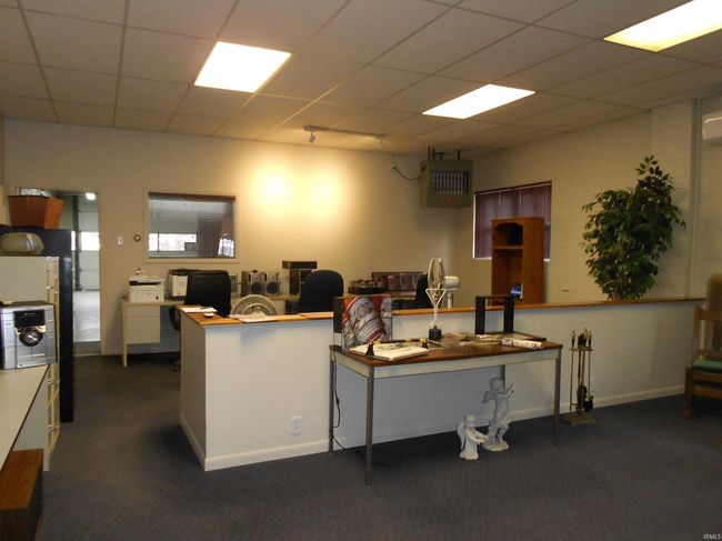 265 E Main St, Home with 0 bedrooms, 2 bathrooms and 12 parking in Peru IN | Image 7