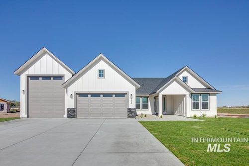 5540 Se Greenwood Ln, Mountain Home, ID, 83647 | Card Image