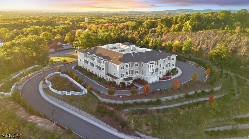 Residential Lease in Montville Twp. 4
