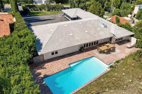 4450 Hayvenhurst Ave, Encino, CA, 91436-3248 | Card Image