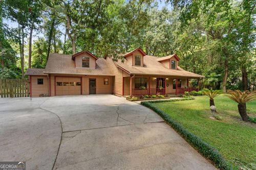 9 Coquena Cir W, Savannah, GA, 31410-1332 | Card Image