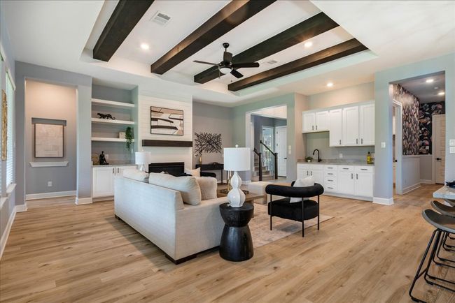 17208 Howdy Way, House other with 4 bedrooms, 3 bathrooms and 4 parking in Manor TX | Image 9