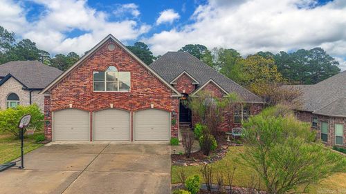 120 Majestic Cir, Maumelle, AR, 72113-6276 | Card Image