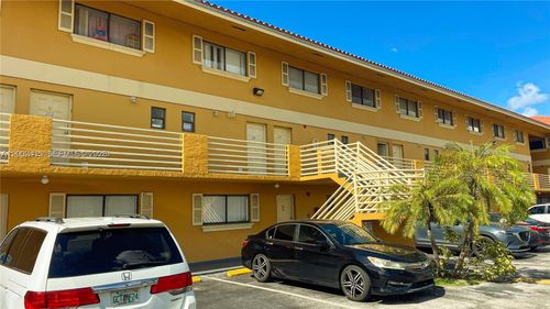 216-180 Royal Palm Rd, Hialeah Gardens, FL, 33016-4637 | Card Image