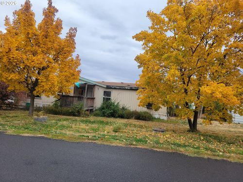 408 2nd Sta, Athena, OR, 97813 | Card Image