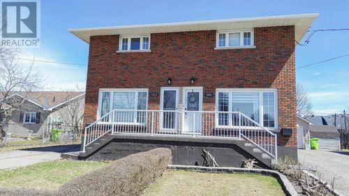 382 Farwell Terr, Sault Ste Marie, ON, P6C4B7 | Card Image