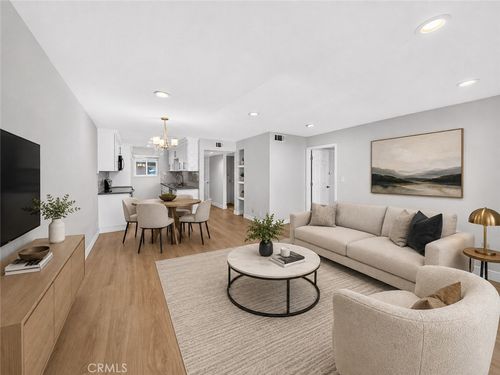433 S Manhattan, Los Angeles, CA, 90020 | Card Image