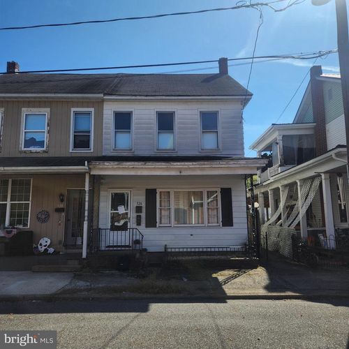 526 N 2nd St, LYKENS, PA, 17048-1301 | Card Image