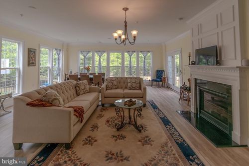 57 Denison St, FREDERICKSBURG, VA, 22406-5457 | Card Image