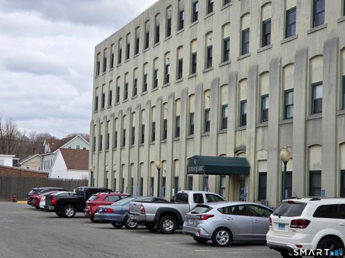 307-42 South Cherry Street, Wallingford, CT, 06492 | Card Image