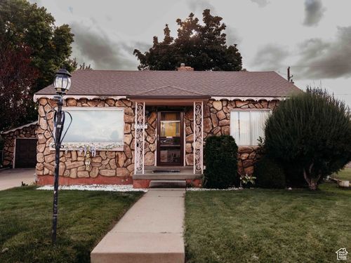 149 Country Club Dr, South Ogden, UT, 84405-2705 | Card Image