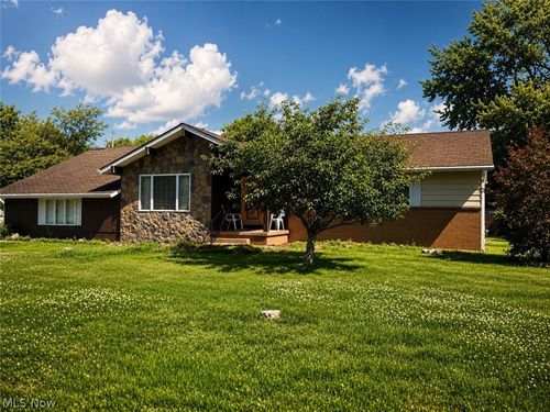 2500 Rosewood Ave, Youngstown, OH, 44505-3937 | Card Image