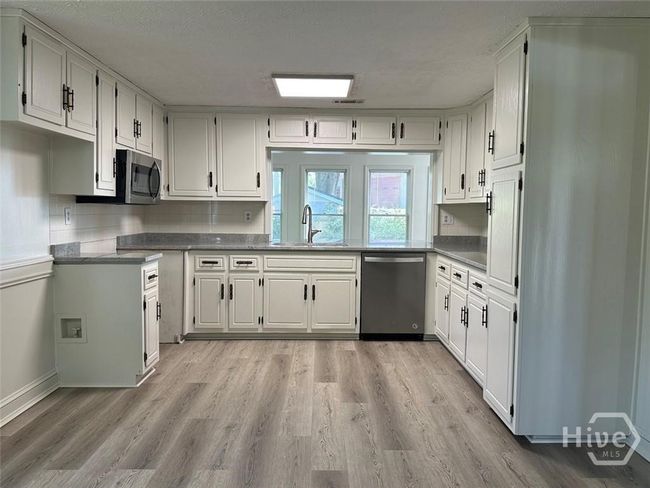 1960 Malcom Bridge Rd, House other with 3 bedrooms, 2 bathrooms and null parking in Bogart GA | Image 4