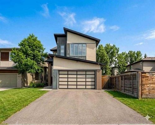 220 Walden Hts Se, Calgary, AB, T2X0V7 | Card Image