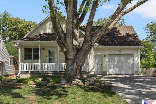 1112 N 66th St, Lincoln, NE, 68505-1818 | Card Image