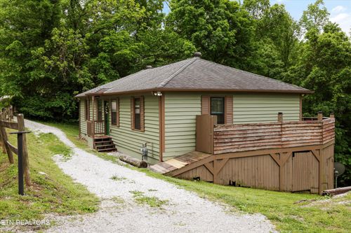 2719 Oak Grove Rd, Rocky Top, TN, 37769-5134 | Card Image