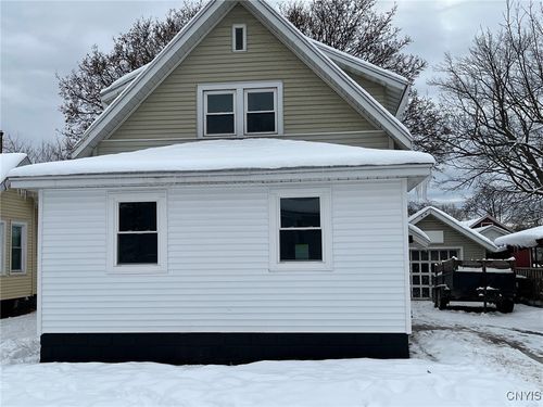 110 Edgemere Rd, Syracuse, NY, 13208-1417 | Card Image