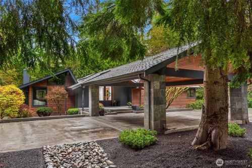 22601 95th Ave Se, Woodinville, WA, 98077-9512 | Card Image