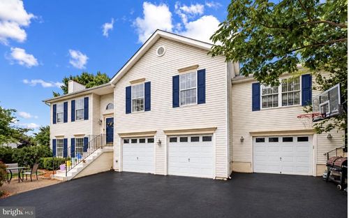 11 Tenbrooke Ct, STAFFORD, VA, 22556-8011 | Card Image