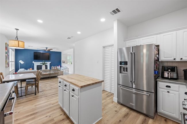 4809 Norman Trl, House other with 4 bedrooms, 3 bathrooms and 6 parking in Austin TX | Image 6