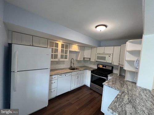 2b-382 Homeland Southway, BALTIMORE, MD, 21212 | Card Image