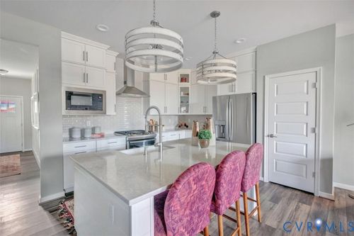 18774 Palisades Rdg, Moseley, VA, 23120-2458 | Card Image