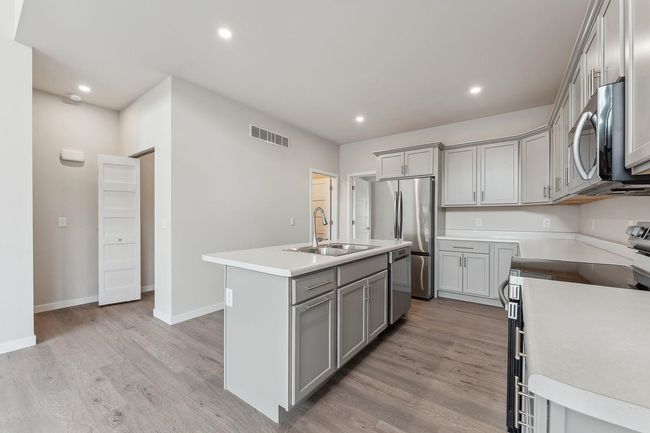 202 S Dewey Avenue, Condo with 3 bedrooms, 4 bathrooms and null parking in Reedsburg WI | Image 13
