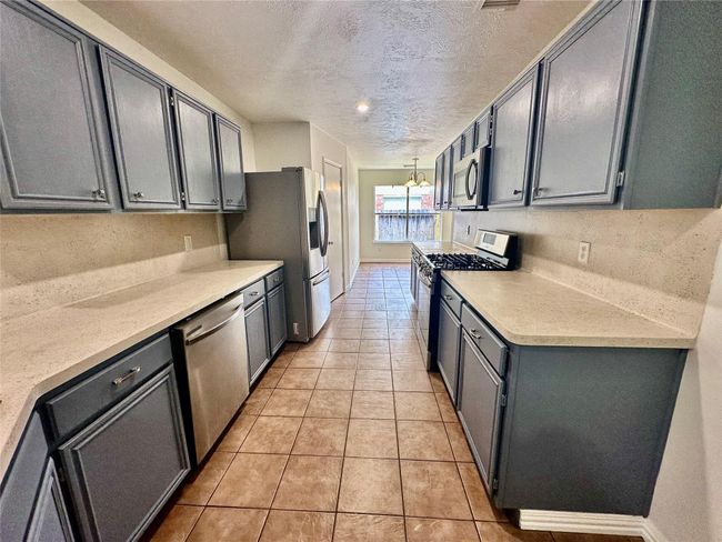 Kitchen | Image 7