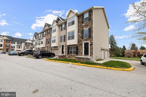 10 Shady Tree Ct, YORK, PA, 17402-4620 | Card Image