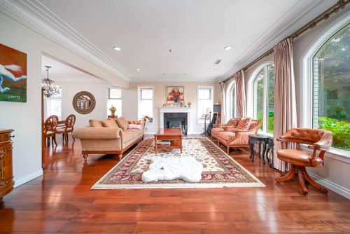 2407 W 18th Ave, Vancouver, BC, V6L1A9 | Card Image