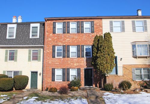 922 Meadowlark Dr, Harrisonburg, VA, 22802-4912 | Card Image