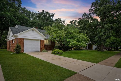 2417 47th St, Rock Island, IL, 61201-5748 | Card Image