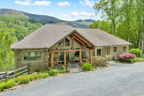 821 River Run, Banner Elk, NC, 28604 | Card Image