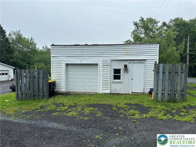 3538 Mountain Rd, House other with 3 bedrooms, 2 bathrooms and null parking in Slatington PA | Image 18