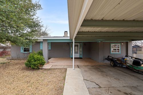 1530 Carson Dr, Mesquite, TX, 75149-6555 | Card Image