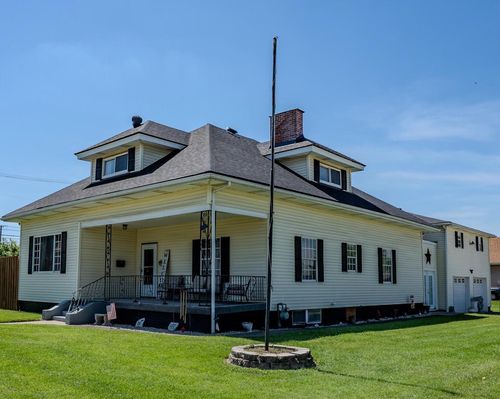 321 Wyanoke Street, Ironton, OH, 45638 | Card Image