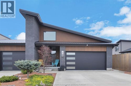 10 Clara Crescent, Chatham, ON, N7M0R8 | Card Image