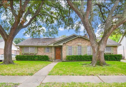 8911 Stroud Dr, Houston, TX, 77036-5353 | Card Image