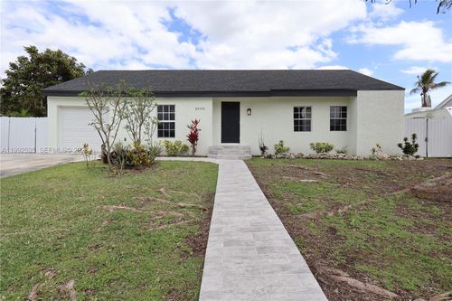 20723 Sw 119th Pl, Miami, FL, 33177-5311 | Card Image
