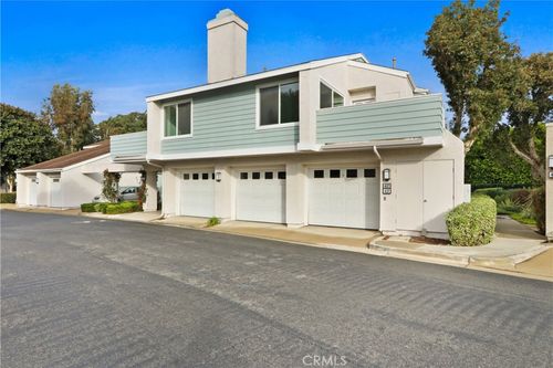 439 Deerfield Ave, Irvine, CA, 92606-7647 | Card Image