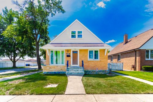 6158 S Normandy Avenue, Chicago, IL, 60638 | Card Image