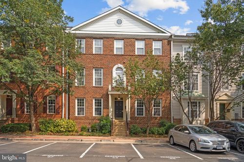 apt-102-1530 Northern Neck Dr, VIENNA, VA, 22182-5538 | Card Image