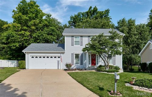 5173 Kings Park Drive, St Louis, MO, 63129 | Card Image