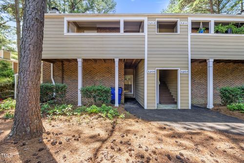 3213 Mill Run, Raleigh, NC, 27612-5211 | Card Image