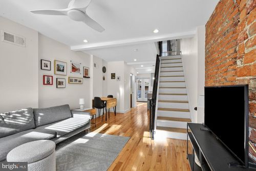 741 Watkins St, PHILADELPHIA, PA, 19148-1729 | Card Image